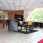 Hotelf1 Hotel