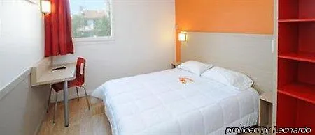 Hotelf1 * Cergy-Pontoise