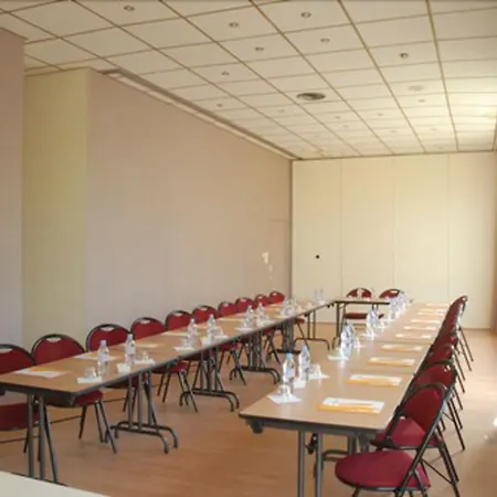 Hotelf1 * Cergy-Pontoise