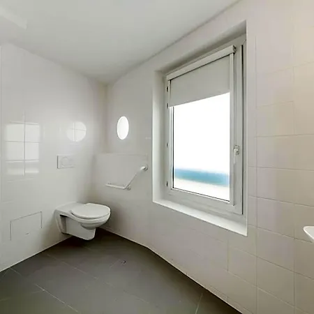 Hotelf1 Cergy-Pontoise