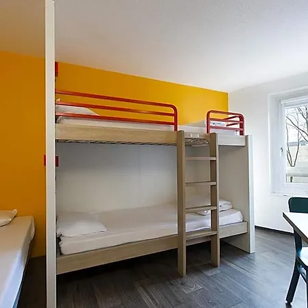 Hotelf1 Cergy-Pontoise