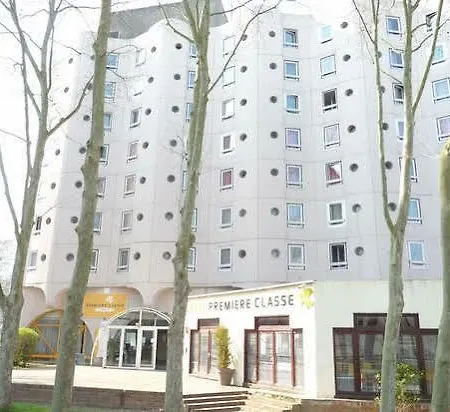 Hotelf1 Cergy-Pontoise