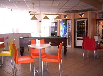 Hotelf1 Cergy-Pontoise